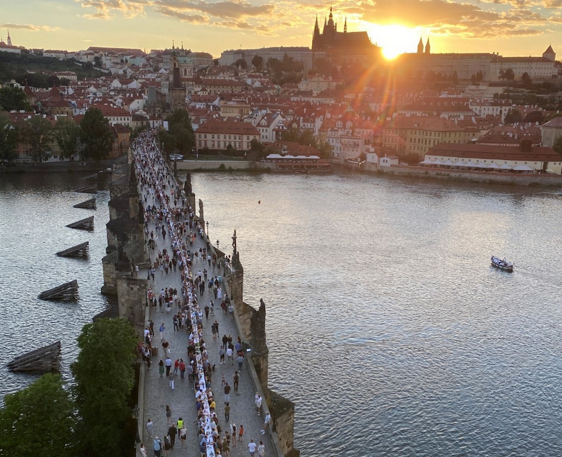 Fotografie 2 projektu Prostřený most