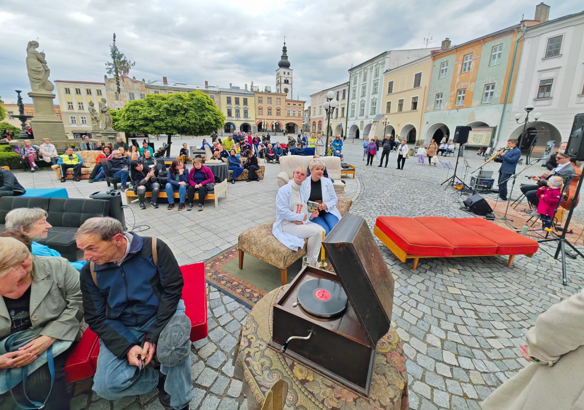 Fotografie 6 projektu NA POHOVKU / oslava narozenin Freuda