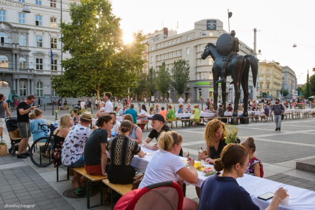 Main photography of project Long table in the Brno city downtown